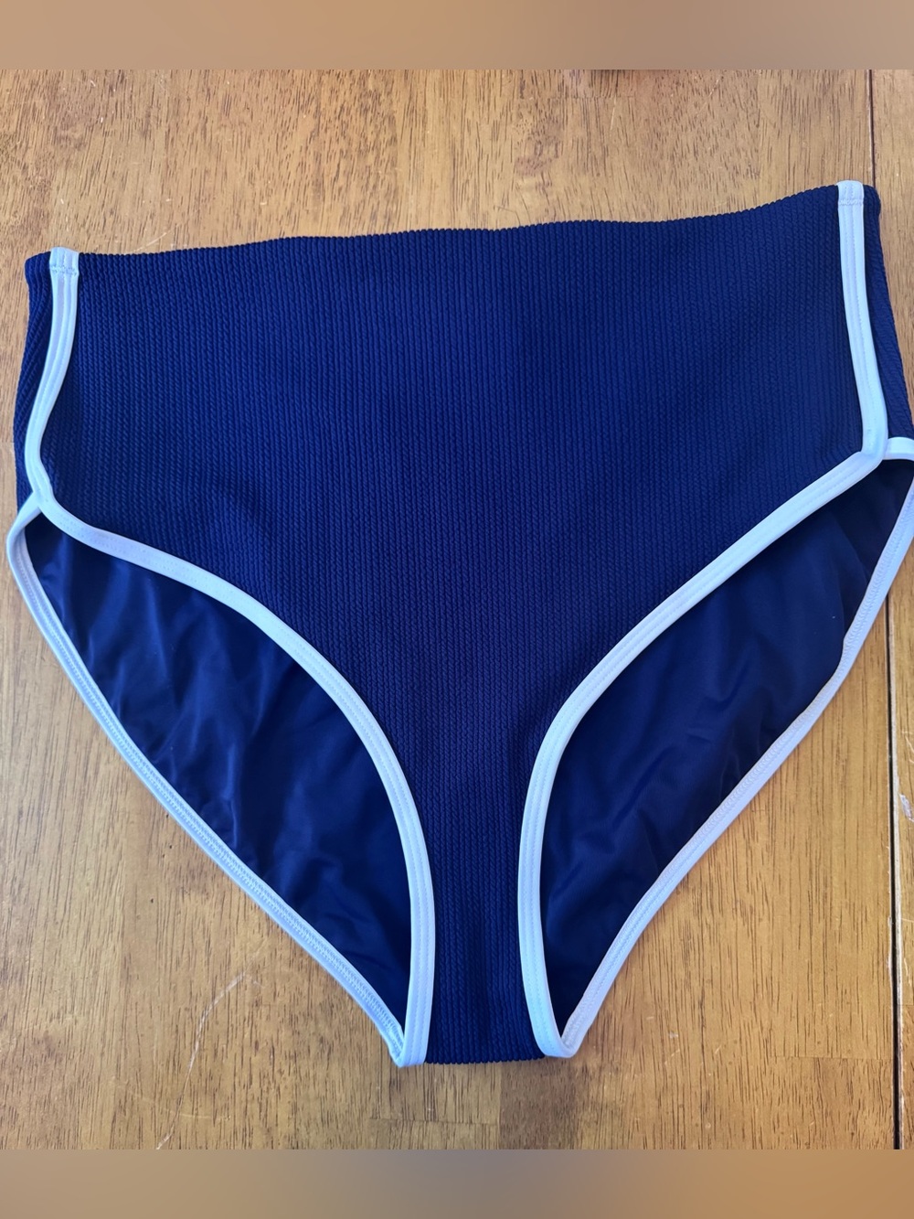 CALIA by Carrie Underwood Navy Bikini Bottom with White Trim NWT size Large